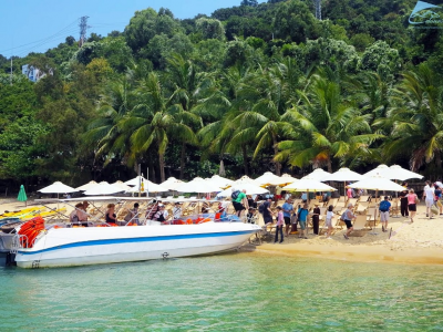 Exploring Cham Island